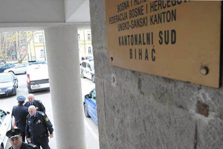 Bihać: Ljekar iznuđivao novac zajedno s pacijentom