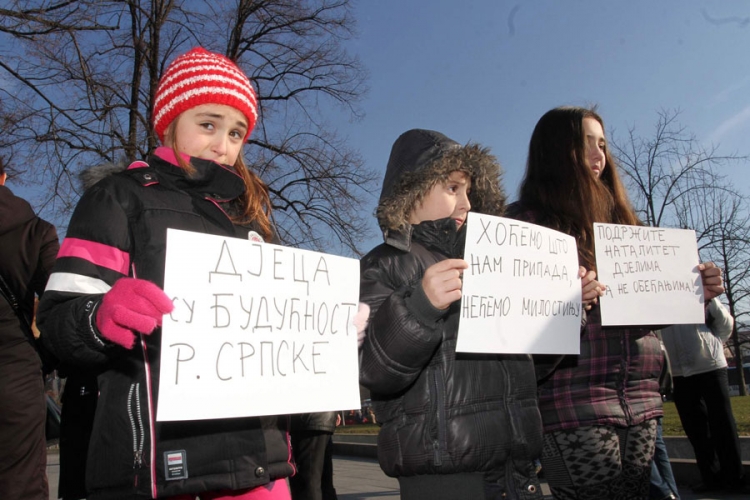 Banjaluka: Majke i trudnice u parku traže dodatak za svako dijete