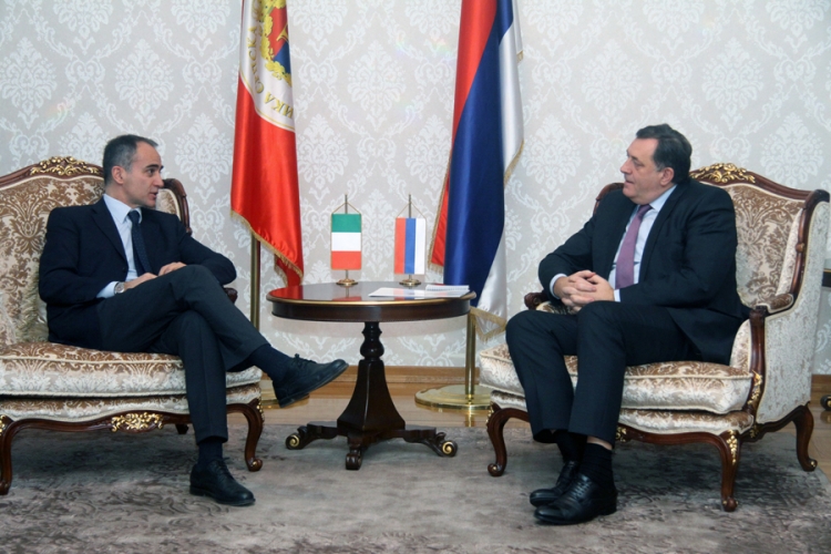 Dodik i Korijas: Do statusa kandidata kredibilnom aplikacijom