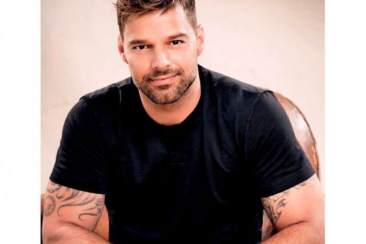 Riki Martin: “Volim i žene i muškarce”