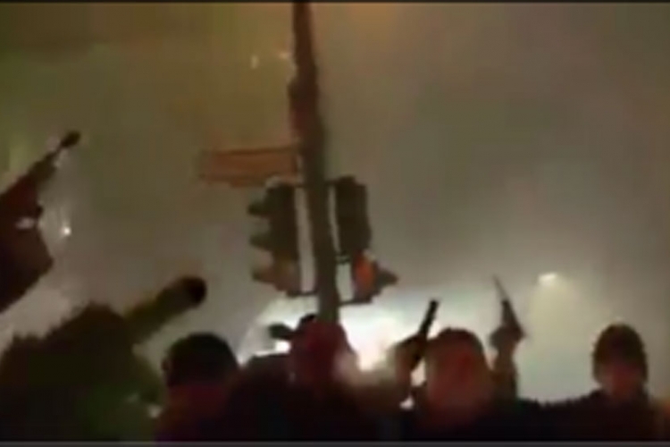 Berlin pokušava da zataška mali novogodišnji rat (VIDEO)