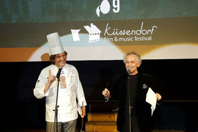 Kusturica i Tasovac, s guskama na bini, otvorili "Kustendorf"