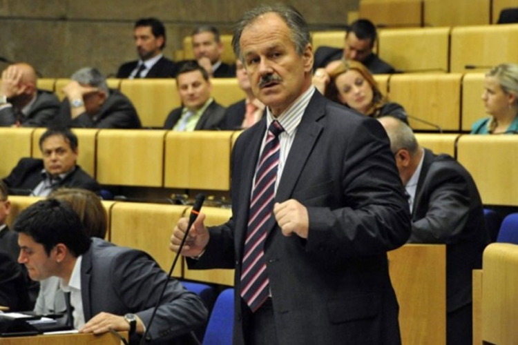 Osmanović: Hoću da vjerujem u pravnu državu i zbog Radončića i BiH


