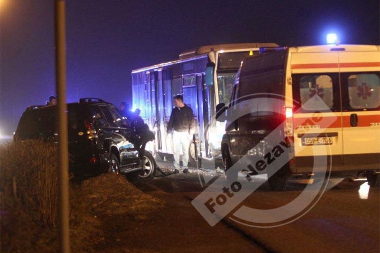 Banjaluka: Sudar tojote i autobusa, povrijeđena žena