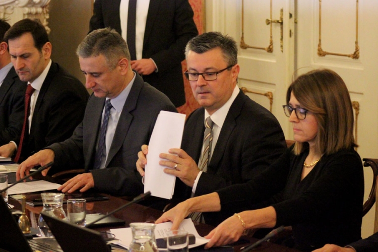 Zagreb: Prva sjednice nove hrvatske Vlade