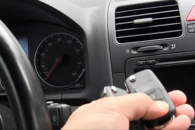 VW povlači 67.000 "kedija" zbog greške sa paljenjem