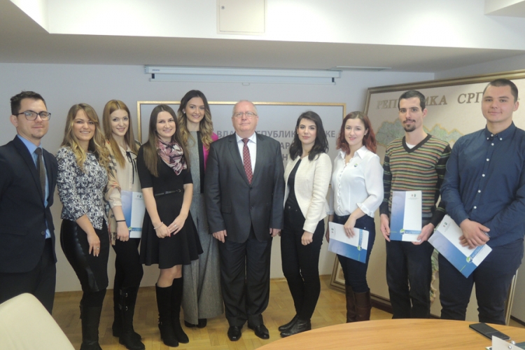 Stipendije iz Fonda "Dr Milan Jelić": Ugovori sa 129 studenata