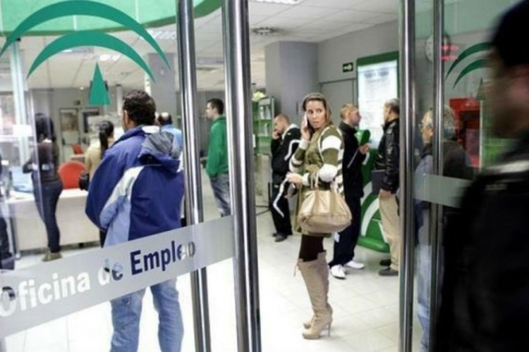 Broj nezaposlenih u Španiji smanjen za 678.200