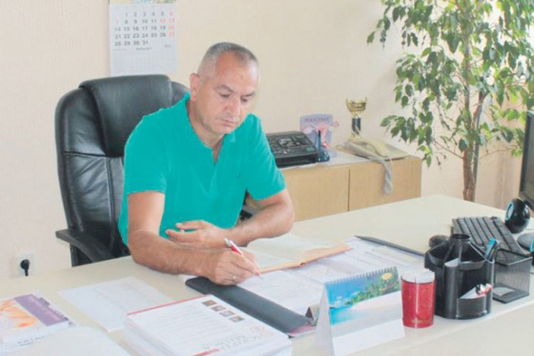 Derventa: Direktor Doma zdravlja naplatio putovanja na koja nije ni išao