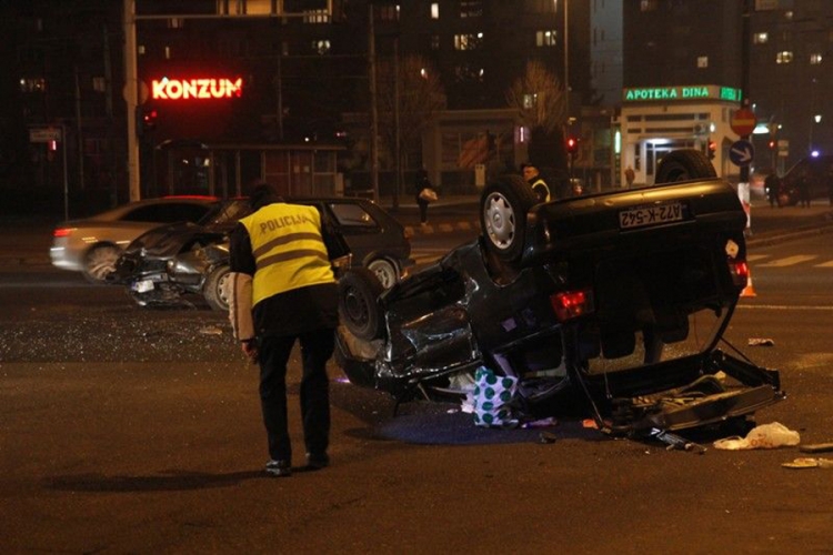 Četvoro povrijeđenih u nesreći u Sarajevu