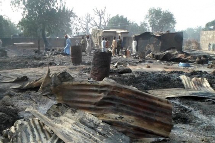 Krvavi napad Boko Harama: Ubijeno 69 osoba, zapaljeno 50 kuća