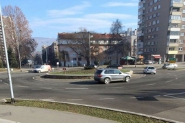 Zenica: Vozilom udario pješake, oca i 10-godišnjeg sina