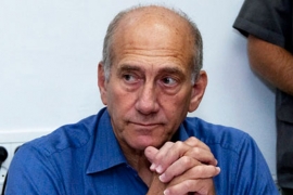 Nekadašnji izraelski premijer Olmert počeo služenje kazne zbog ...
