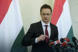 Sijarto: Kroz Mađarsku migranti neće prolaziti