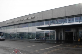 Privedeno pet osoba: Avion Pegasusa prinudno sletio u Sarajevo zbog ...