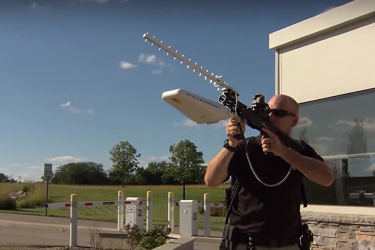 U Americi napravljeno oružje protiv dronova (VIDEO)