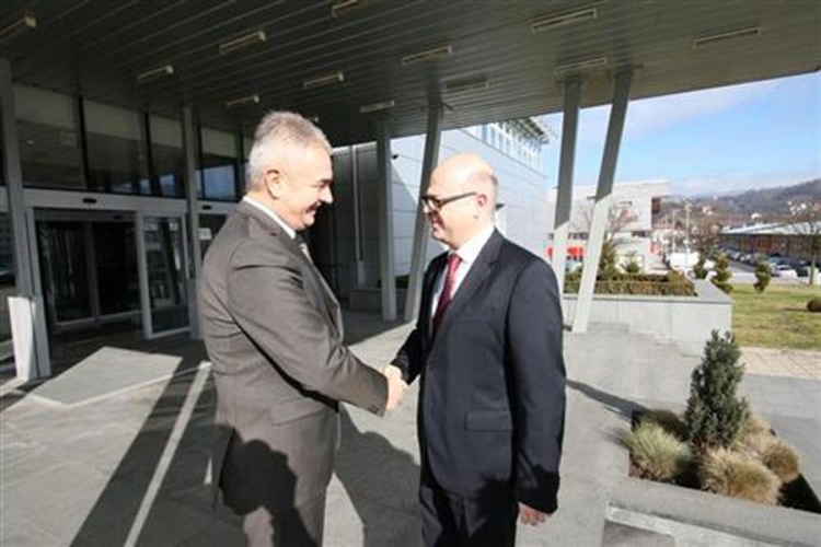 Stanić-Erginaj: Razgovori o saradnji u borbi protiv terorizma