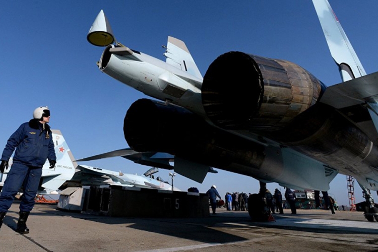 Rusija u Siriju dopremila najnovije lovce Su-35S (FOTO)