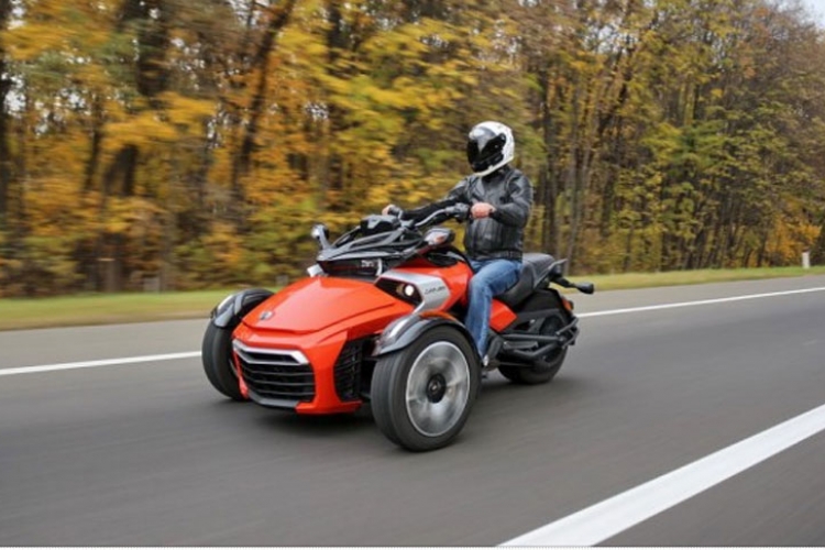 BRP Can-Am Spyder F3-S (FOTO)