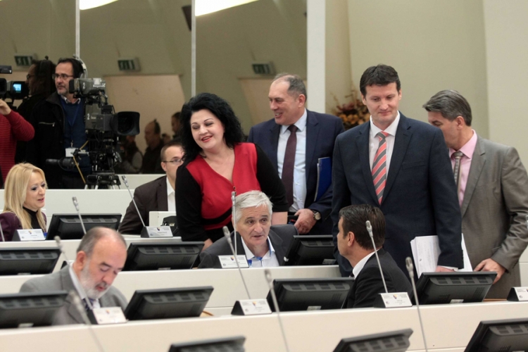 Parlament BiH: Bez glasanja o Prijedlogu zakona o korištenju i upravljanju imovinom