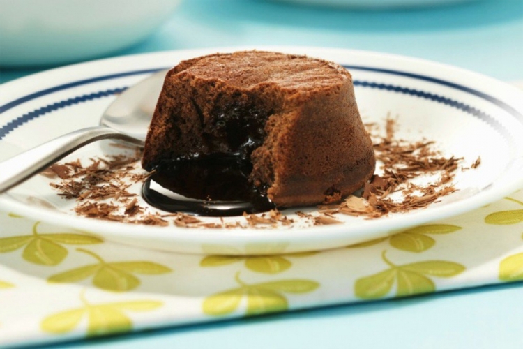 Čokoladni lava kolačići: Najlakši recept od samo 3 sastojka