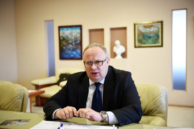 Bogdanić za NEZAVISNE: Sa Svjetskom bankom tražimo rješenje za dug u zdravstvu od pola milijarde