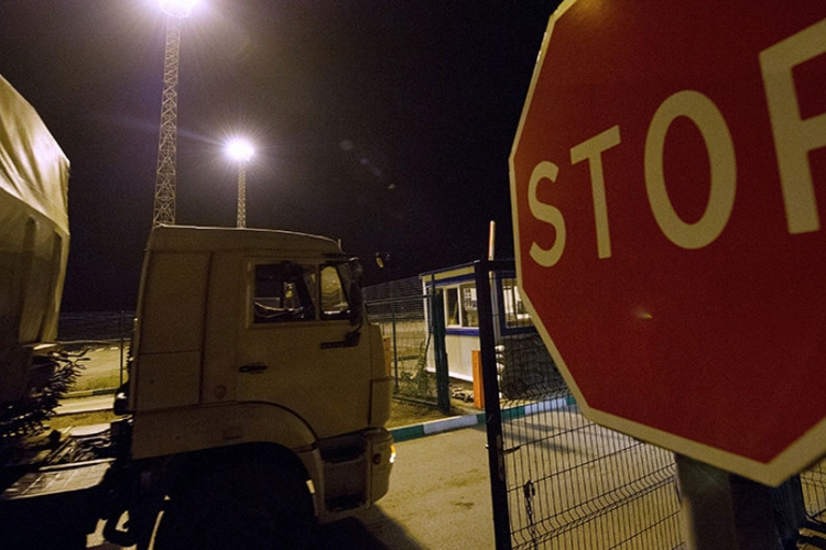 Kijev ruskim kamionima zabranio ulazak  u Ukrajinu