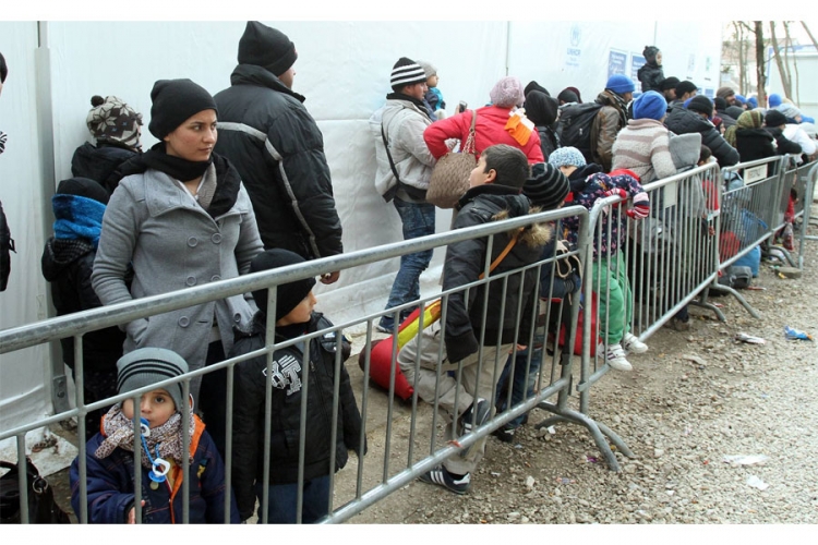 Preševo: Otvorena dva nova paviljona za smještaj migranata