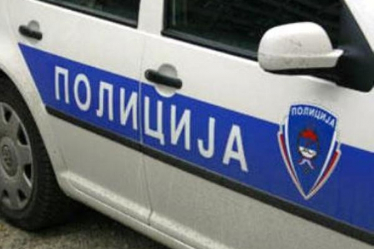 U Bijeljini privedeno osam, u Tuzli tri lica