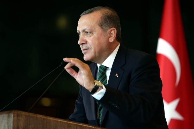 Erdoan: Još odlučnije ćemo se boriti s marionetama koje su izvele ovaj napad