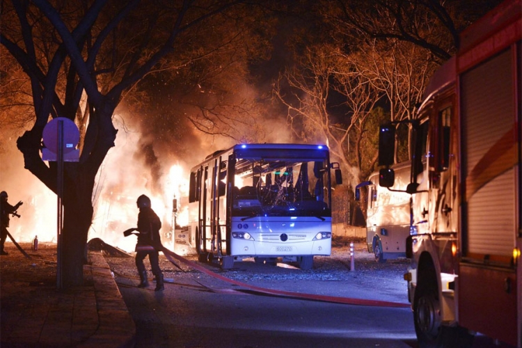 Turski avioni bombardovali kampove PKK u Iraku