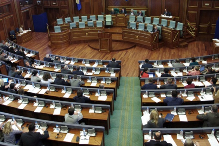 Petorici kosovskih poslanika određen pritvor od 30 dana