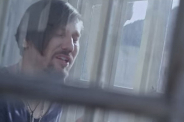 Pogledajte spot za novu pjesmu Nermina Puškara (VIDEO)