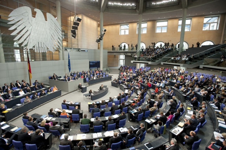 Bundestag usvojio mjere za smanjenje broja migranata