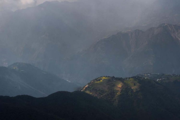 U Nepalu se ponovo srušio putnički avion