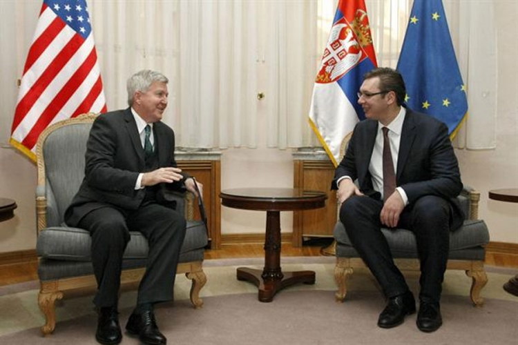 Vučić - Skot: Utvrđivanje istine o pogibiji diplomata Srbije zajednički interes
