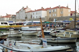 Zbog moguće nove izbjegličke rute na Jadranu cvijeta prodaja brodića
