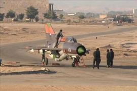 Oboren sirijski mig 21, jedan pilot preživio (VIDEO)
