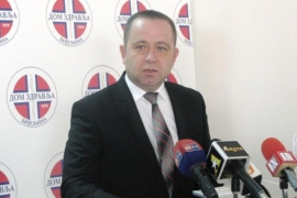 Maksimović isključen iz SDS-a