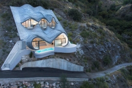 Predivna futuristička vila u Španiji (FOTO)