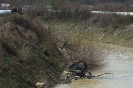 Tuzla: Beživotno tijelo plutalo rijekom Jalom