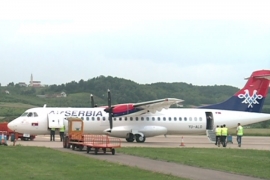 Pukla guma na avionu prilikom slijetanja na banjalučki aerodrom