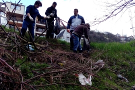 Foča: Mladi čistili priobalje Ćehotine