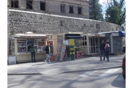 Trebinje: Komunalci nisu uspjeli ukloniti kioske