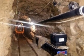 Uđite u tek otkriveni tunel droge koji vodi od Kalifornije do Meksika ...