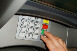 FUP: Bugari falsifikovanim karticama oštetili banku u BiH za 130.000 ...