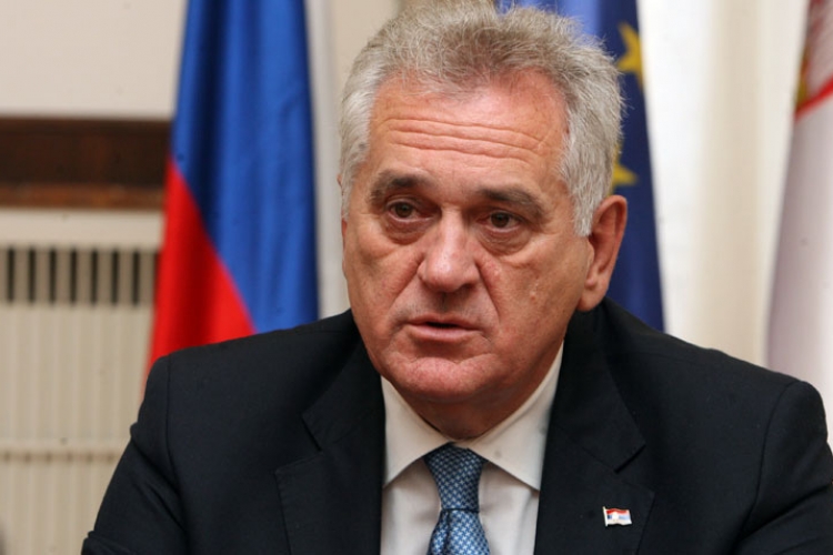 Nikolić raspisao izbore za 24. april
