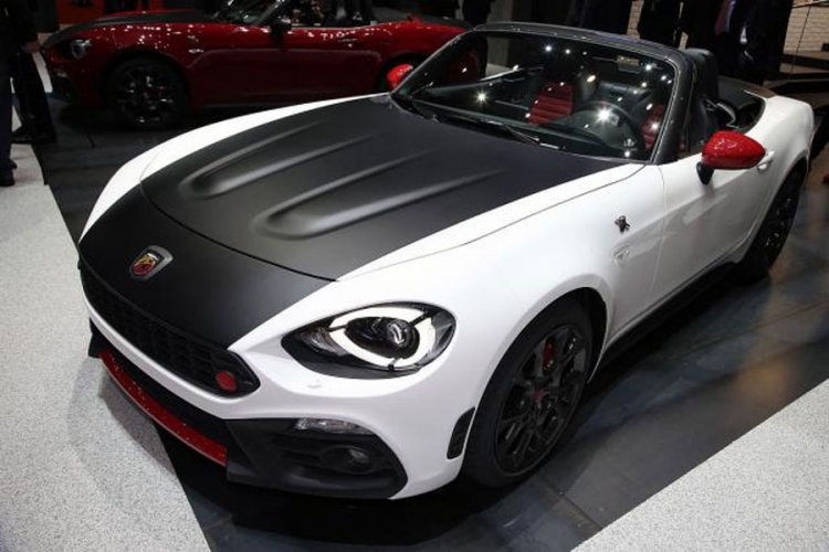 Abarth 124 Spider na sajmu u Ženevi (FOTO)