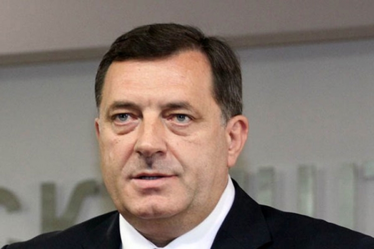 Dodik: RS za uvažavanje svih standarda vezanih za popis