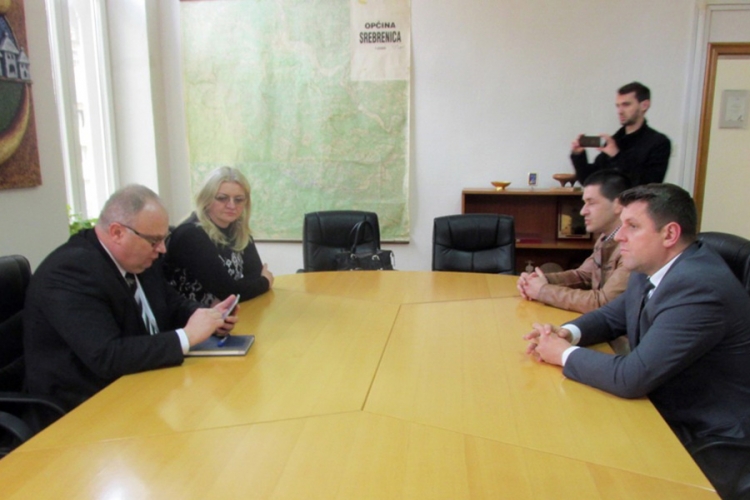 Bogdanić: Dogovoreno renoviranje i pomoć Domu zdravlja u Srebrenici